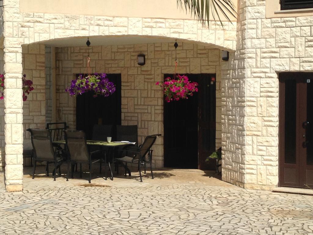Apartments Villa Kristina PUY 외부 사진