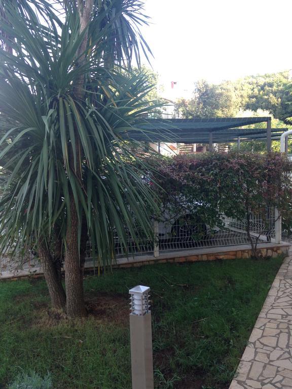 Apartments Villa Kristina PUY 외부 사진