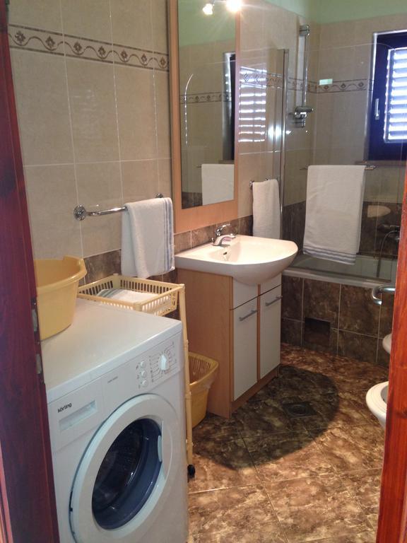 Apartments Villa Kristina PUY 객실 사진